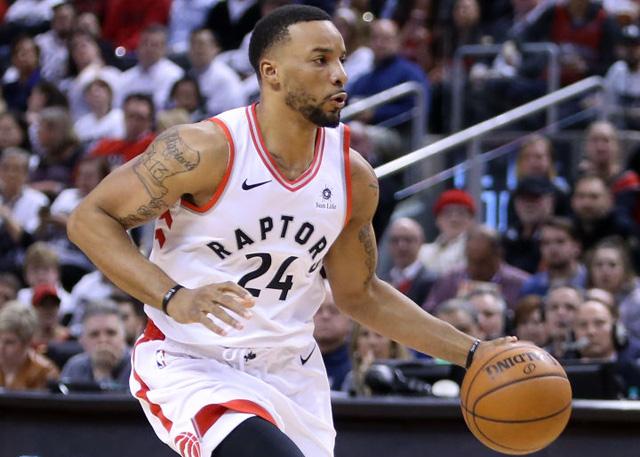 攻防两端均 攻防两端均