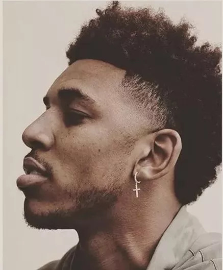 em